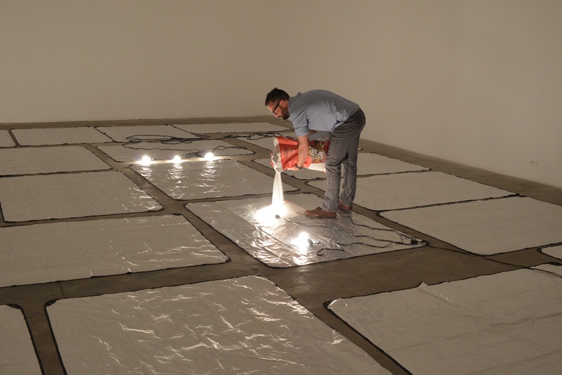 John-Knuth-making-of-Fading-Horizon-2013